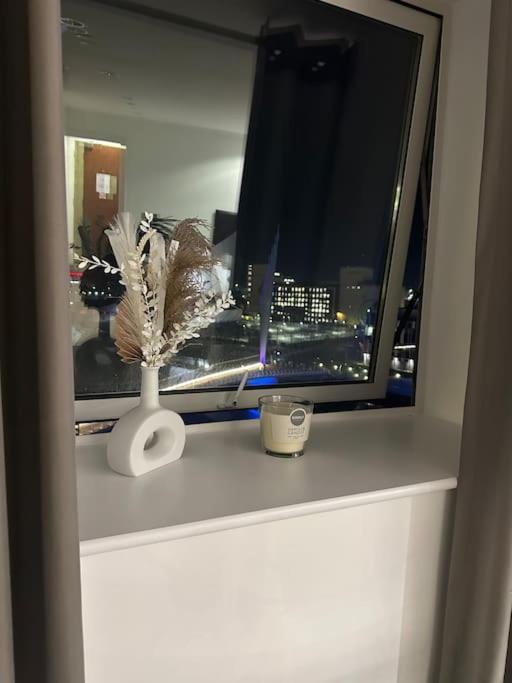 Mediacity Studio Apartment Salford-Quays Manchester Exteriör bild