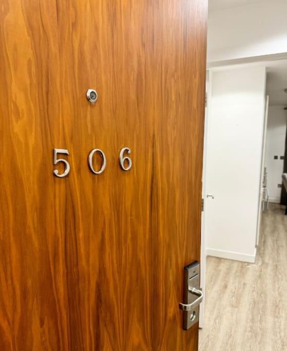 Mediacity Studio Apartment Salford-Quays Manchester Exteriör bild